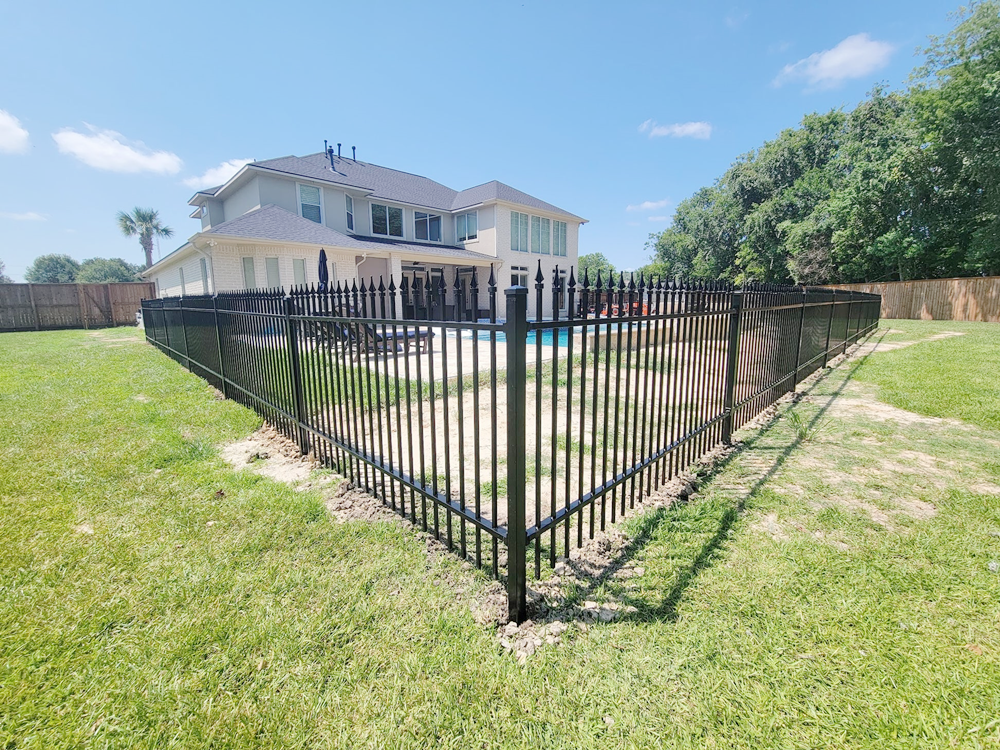 Commercial Aluminum Fence